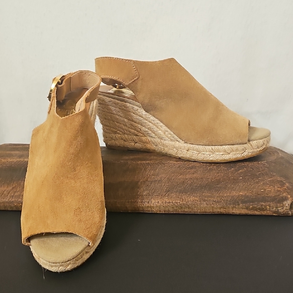 Kanna Tan Wedge Espadrilles with Slingback Strap